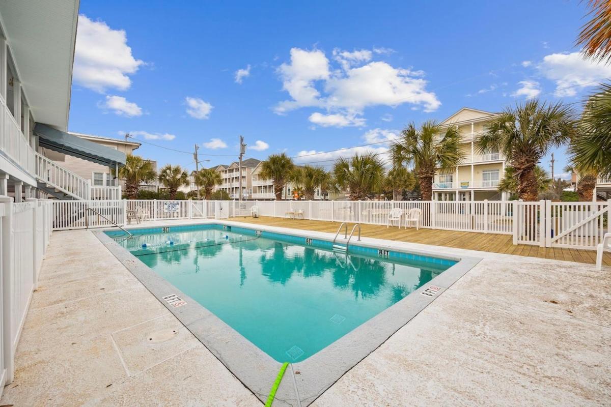 Cherry Grove Efficiency Just Steps From The Beach Myrtle Beach Eksteriør bilde