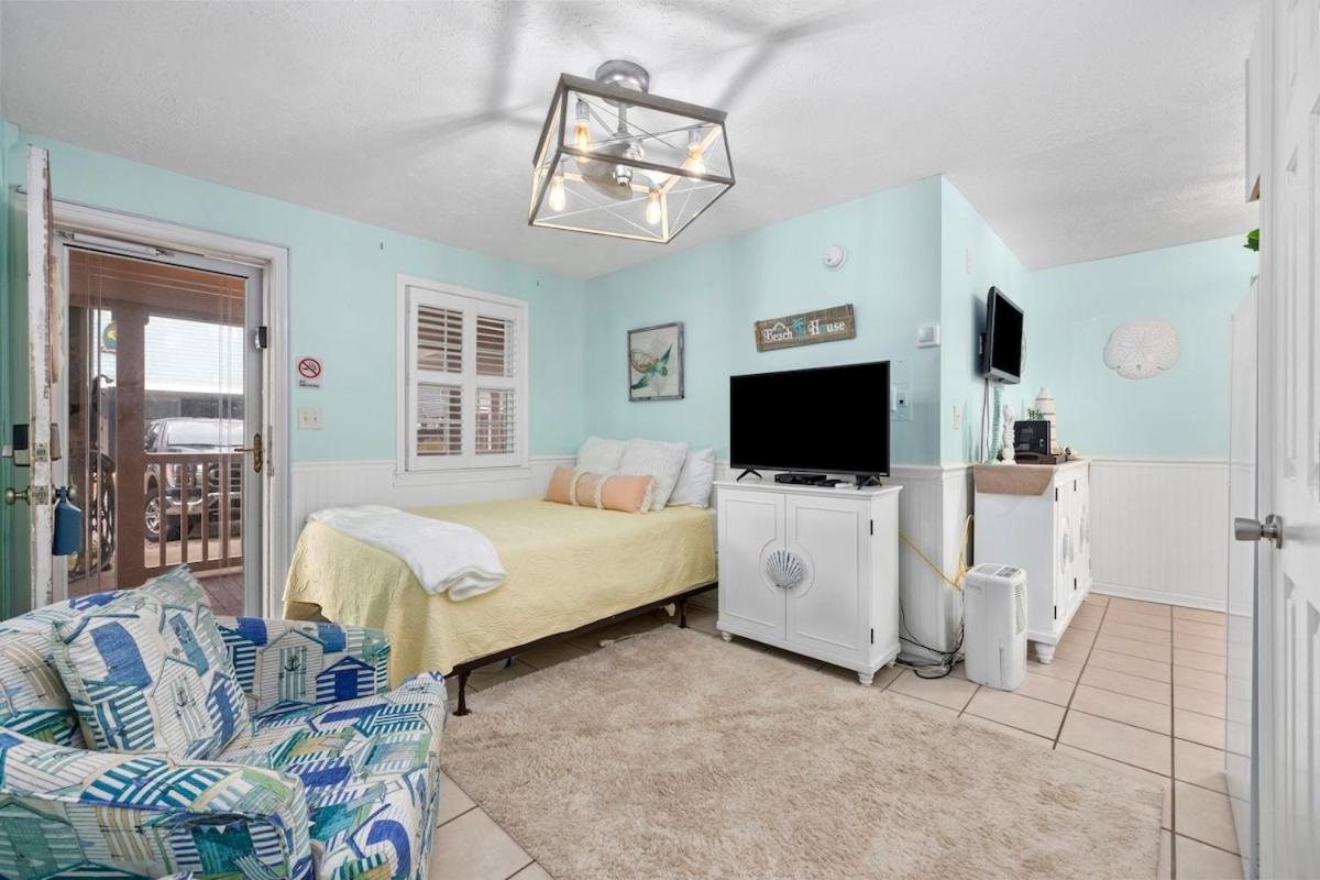 Cherry Grove Efficiency Just Steps From The Beach Myrtle Beach Eksteriør bilde